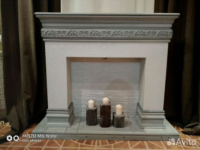 Декоративный камин с подсветкой