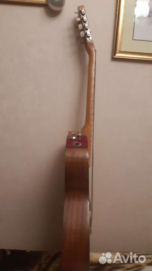 Электрогитара