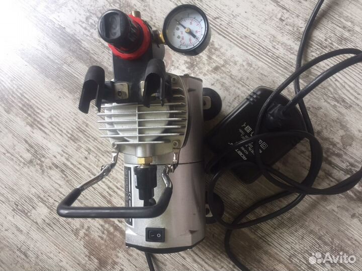 Компрессор для аэрографа