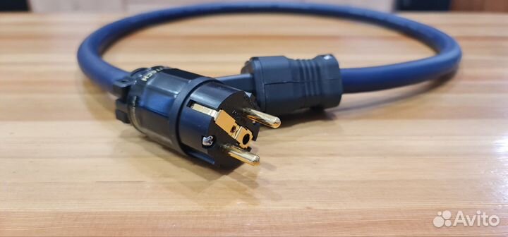 Furutech FP-S032n на Furutech FI 11 g + FI 15 g 1m