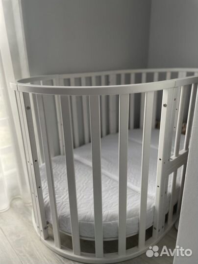 Детская кроватка трансформер с маятником