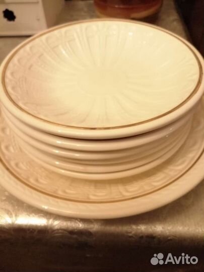 Набор тарелок