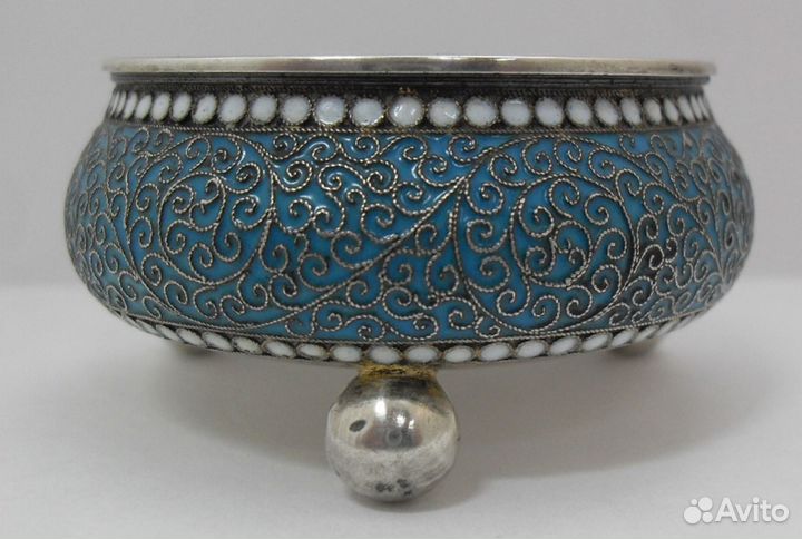 Солонка на шарах. Серебро. Эмаль. Россия.1892 год