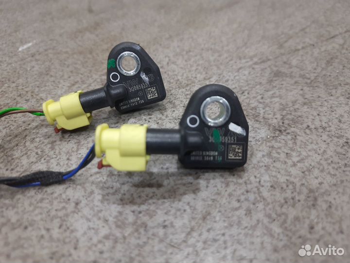 Датчик бокового удара для Skoda Octavia A7