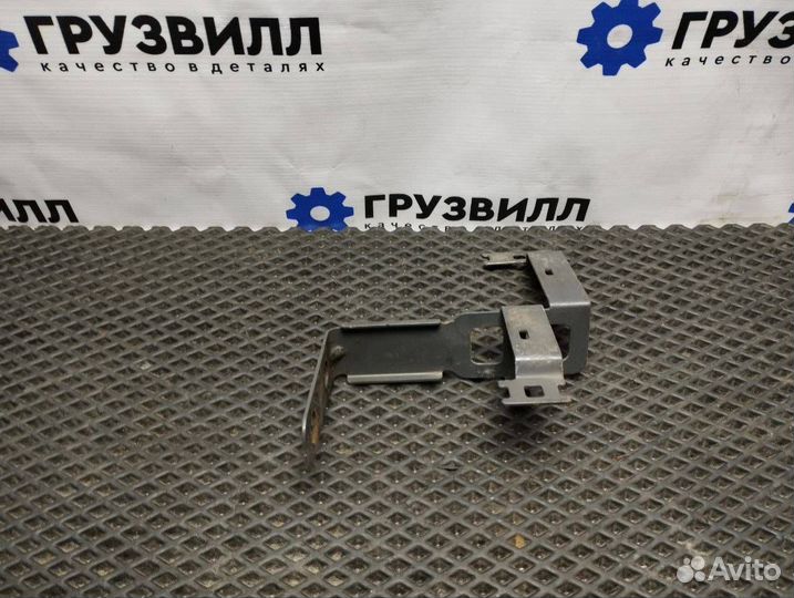 Кронштейн (крепление) Volvo FH4 21347555