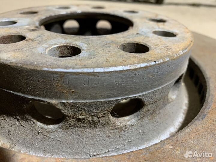 Диск тормозной передний Audi A6 A4