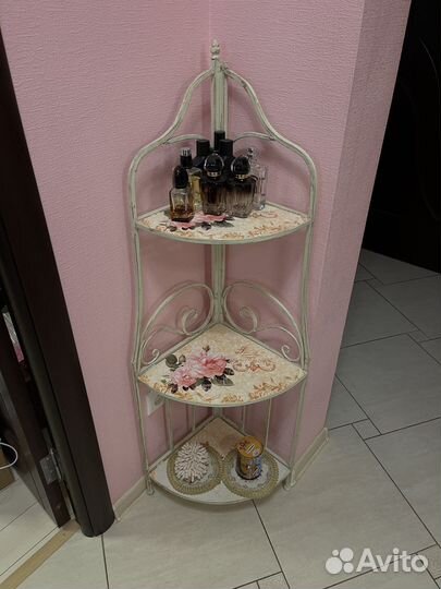 Этажерка угловая кованая