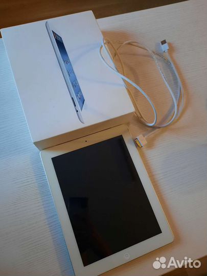 Планшет Apple iPad 3 32gb wifi+3G