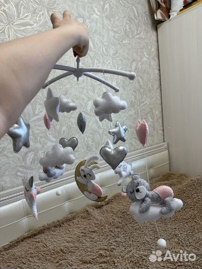 Детский музыкальный мобиль