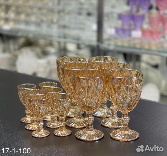 Набор бокалов и рюмок