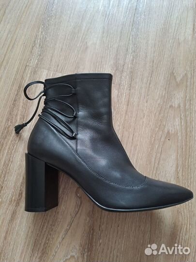 Полусапожки женские