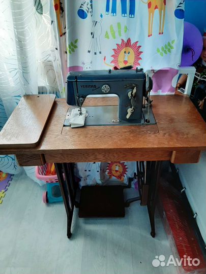 Швейная машина Veritas
