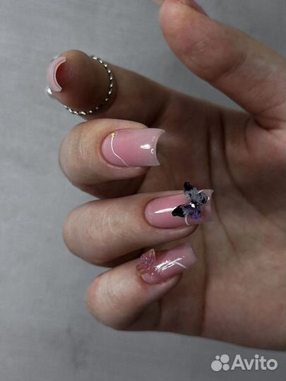 Маникюр и педикюр