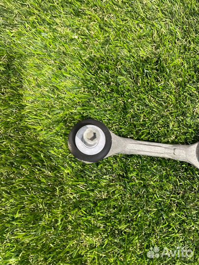 Стойка стабилизатора задняя правая Ford Mustang