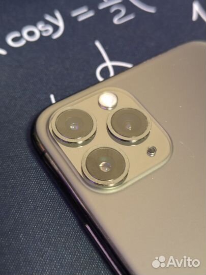 iPhone 11 Pro, 64 ГБ