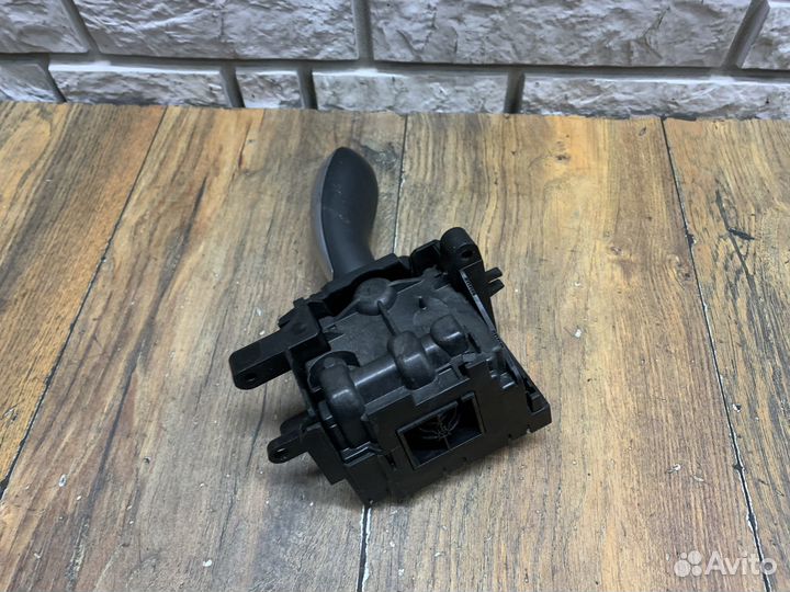 BMW 5-serie F10 Кулиса кпп АКПП