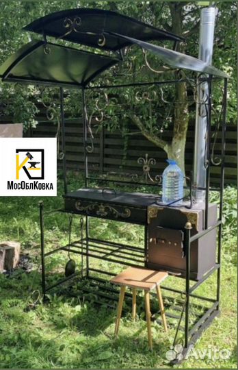 Мангал кованый с крышей