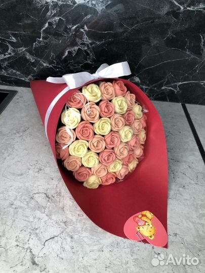 Шоколадные розы, подарок жене