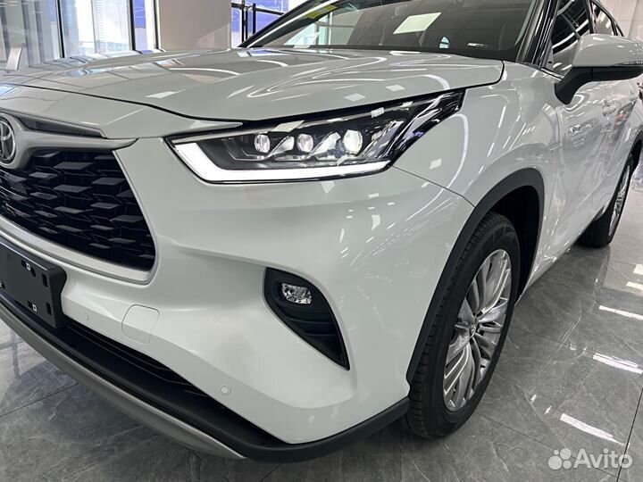 Toyota Highlander 2.5 AT, 2024, 100 км