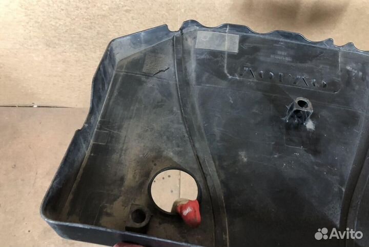 Накладка двигателя декоративная Volvo S40