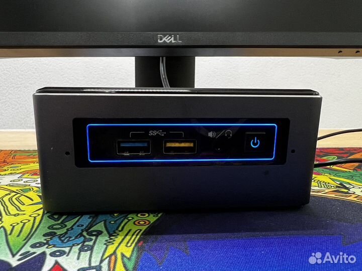 Компьютер intel nuc i3 8/256gb