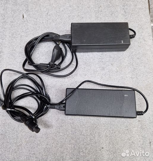 Зарядное устройство для гироскутера