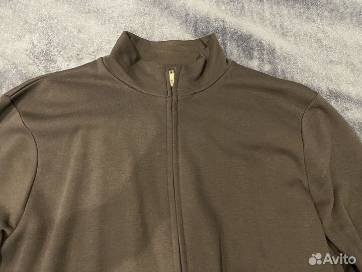 Джемпер мужской новый на молнии