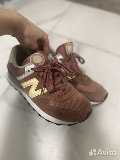 Кроссовки женские new balance