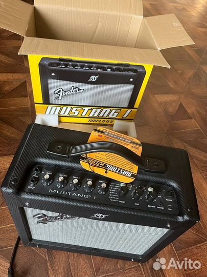 Гитарный комбоусилитель fender mustang I (V2)