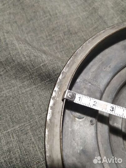 Крышка от самовара с медалями