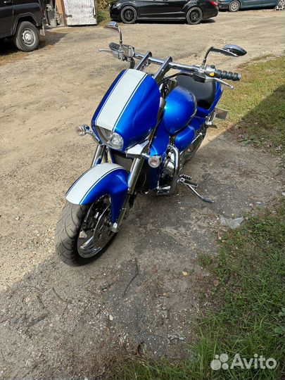 Suzuki Boulevard M109R