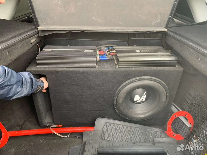 Сабвуфер и усилитель