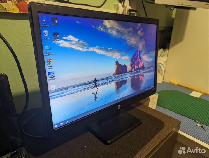 Монитор HP 20