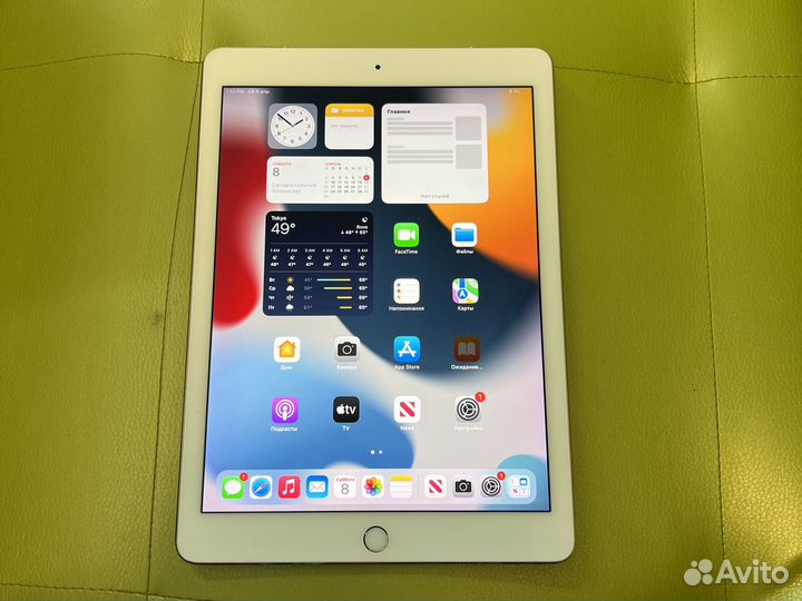 iPad Pro 9.7 128gb с симкой Gold