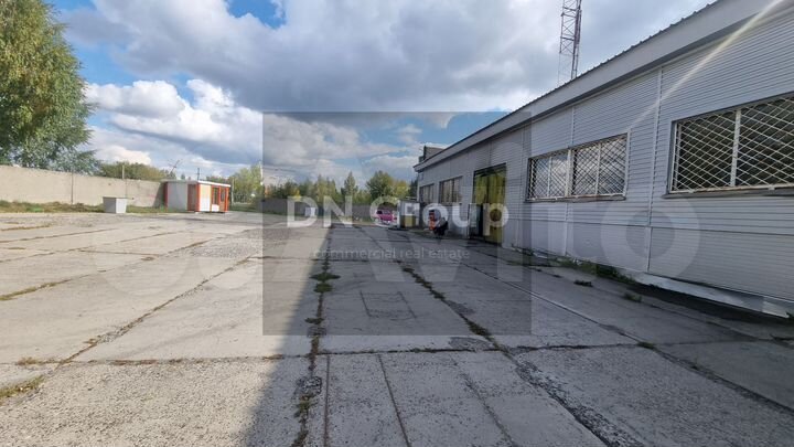 Под производство/сервис 1698,2 м² с землей