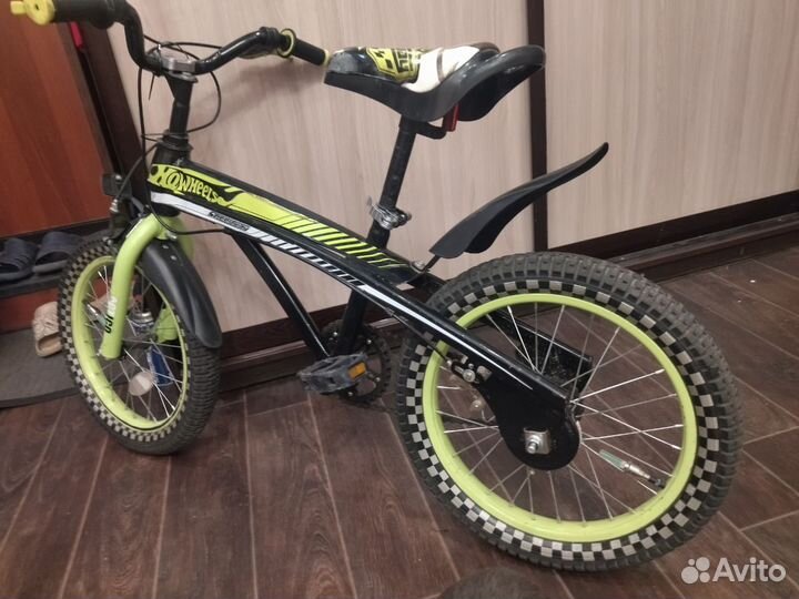 Детский велосипед 16