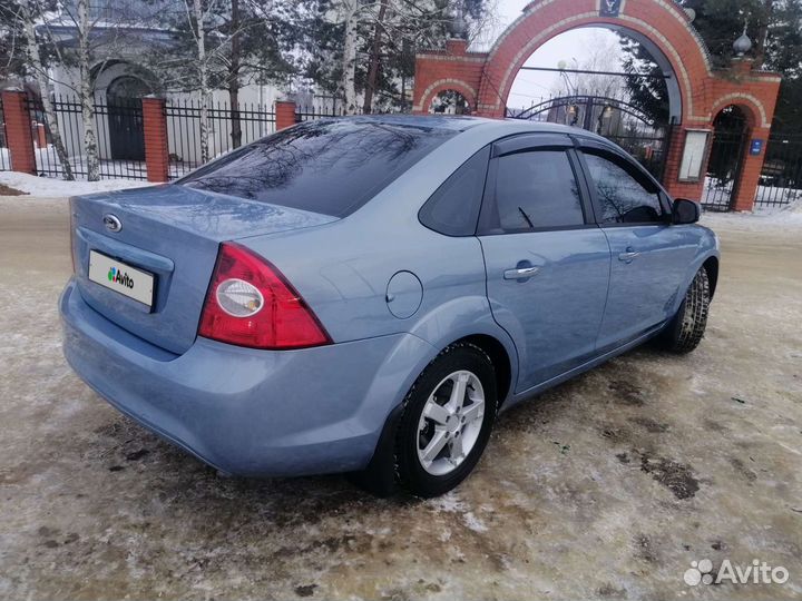 Ford Focus 1.8 МТ, 2010, 198 218 км