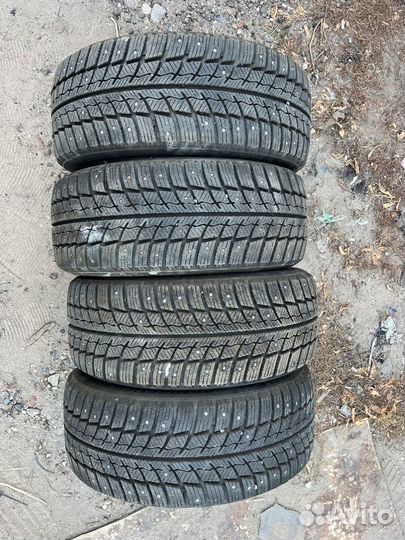 Продпю зимнюю резину