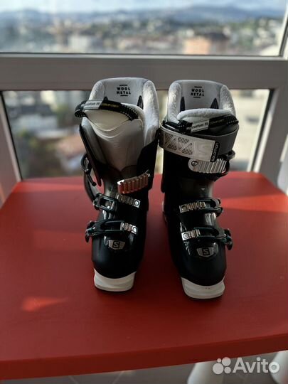 Горнолыжные ботинки Salomon