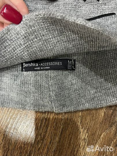 Шапка женская с ушками bershka