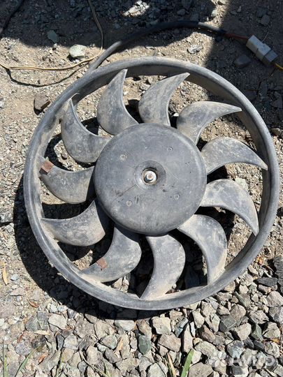 Вентилятор охлаждения радиатора