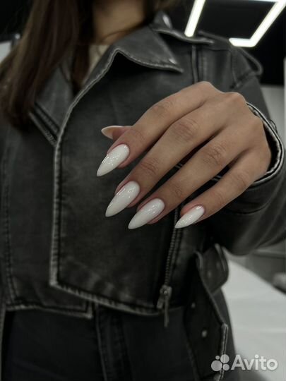 Мастер маникюра и педикюра