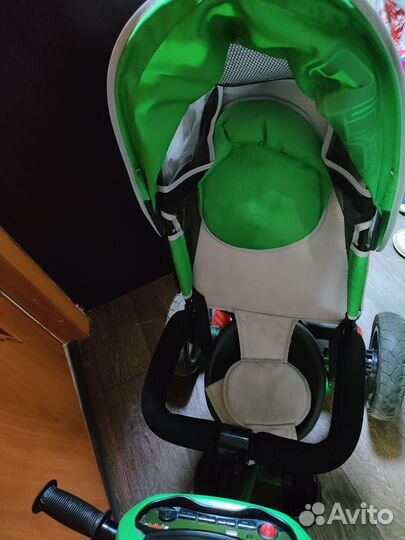 Детский велосипед трехколесный с ручкой