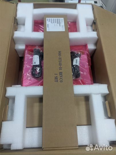 Новый сервер Cisco UCS C240 M3 SFF