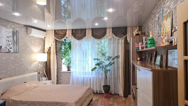 3-к. квартира, 72 м², 2/5 эт.