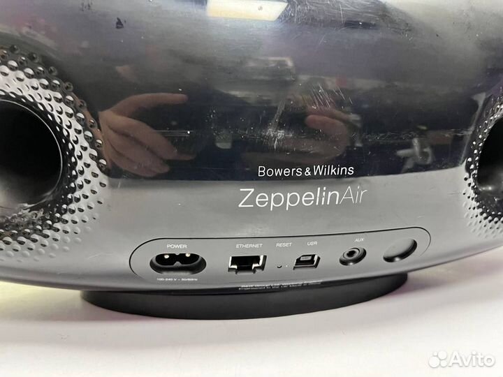 Колонка Bowers & Wilkins Zeppelin Air