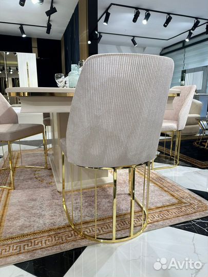 Турецкий стол и стулья в Гостинную и в Кухню