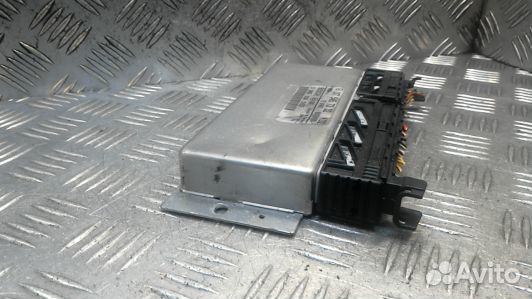 Блок управления mercedes benz E-class W210 (3NI11N