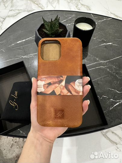 Чехол из натуальной кожи на iPhone 13 pro max