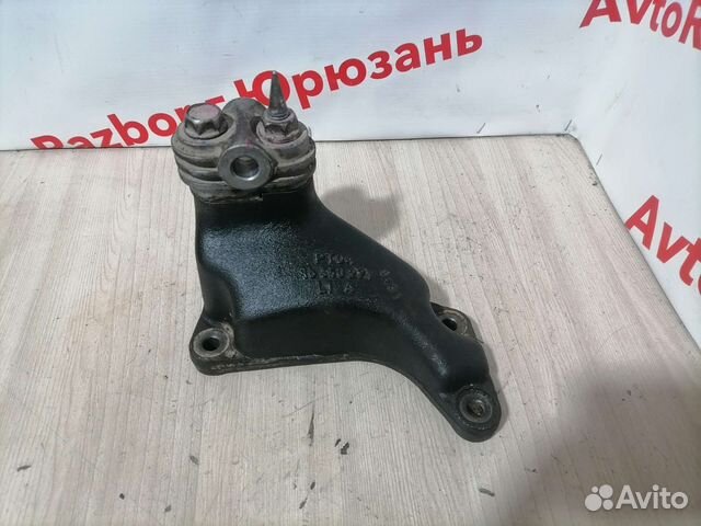 Кронштейн двигателя левый Chevrolet Lacetti